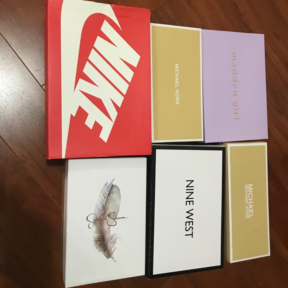 Shoes boxes